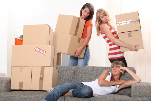 Commercial office moving team in central London